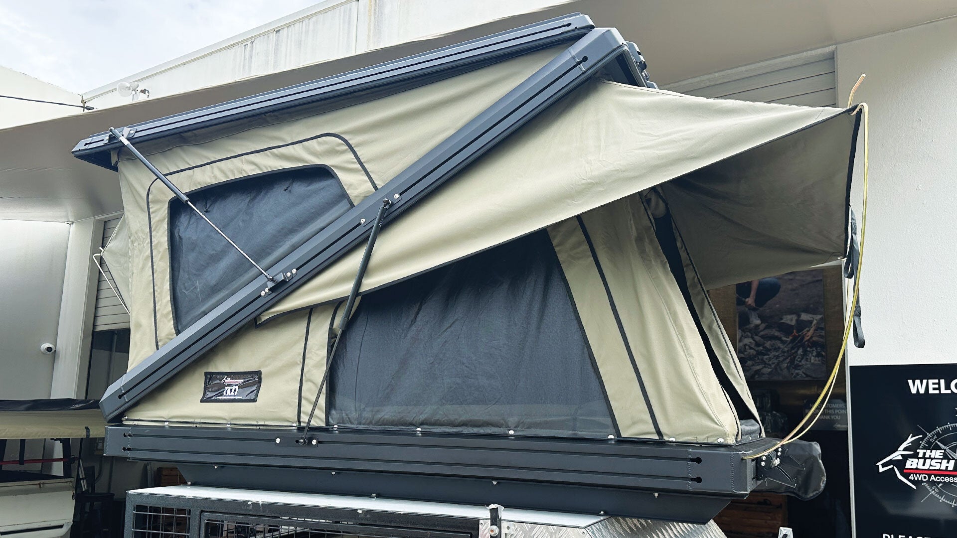 Bush Company TX27™ Hardshell Rooftop Tent